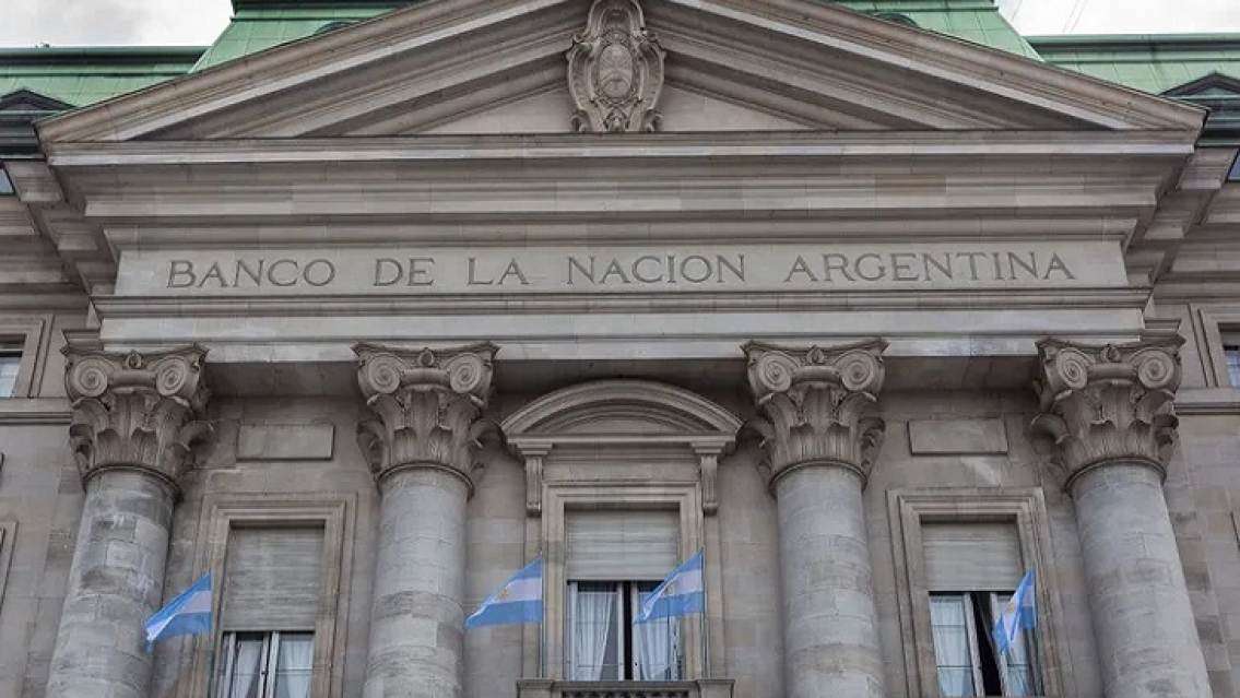 Freno al decreto de Milei, el Banco Nación "no será" una Sociedad Anónima