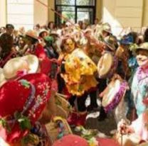 Jueves de Comadres en el Mercado Central "6 de Agosto"
