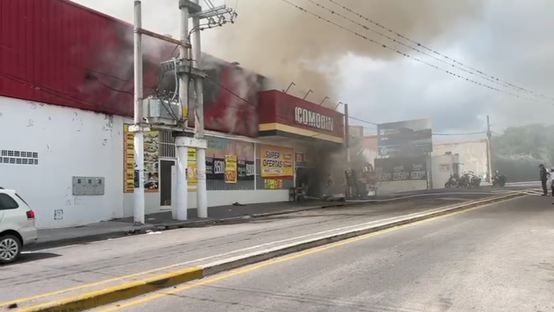 QEPD: revelaron el nombre de la juje�a que muri� tras el incendio en el s�per Comod�n