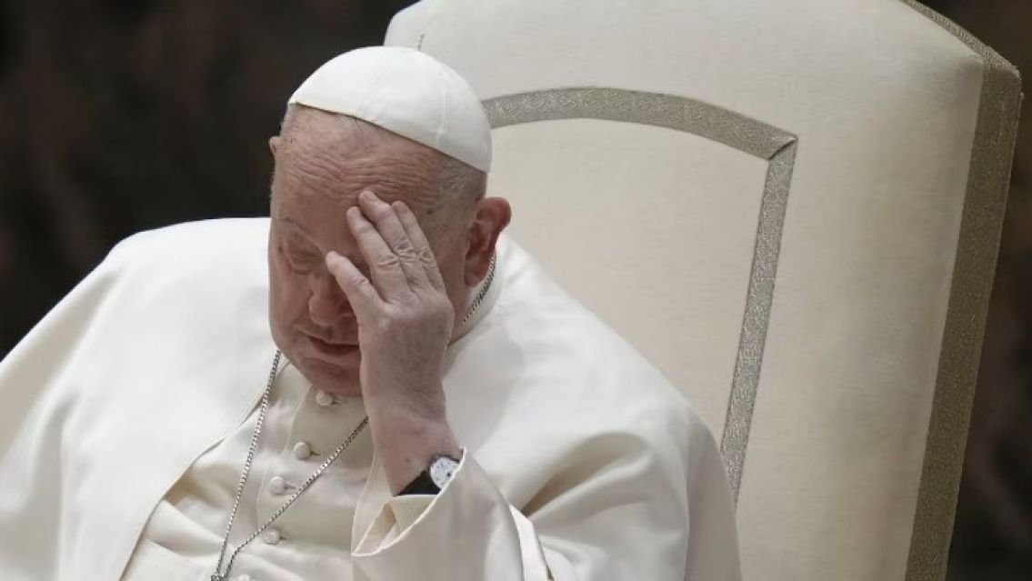 El Papa Francisco permanece en reposo: "Durmi� toda la noche"