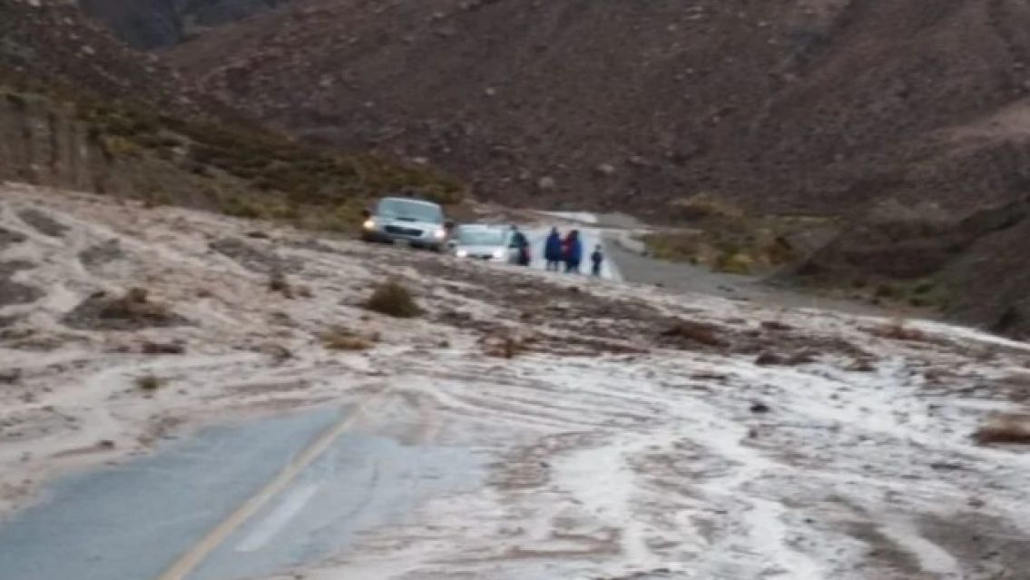 Estas son las rutas que siguen cortadas en Jujuy: Piden circular con precauci�n