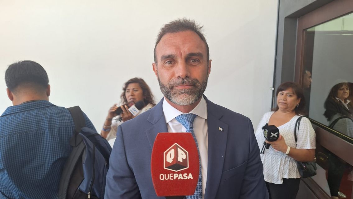 Atauche le pide a Sadir que se alinee más con Milei