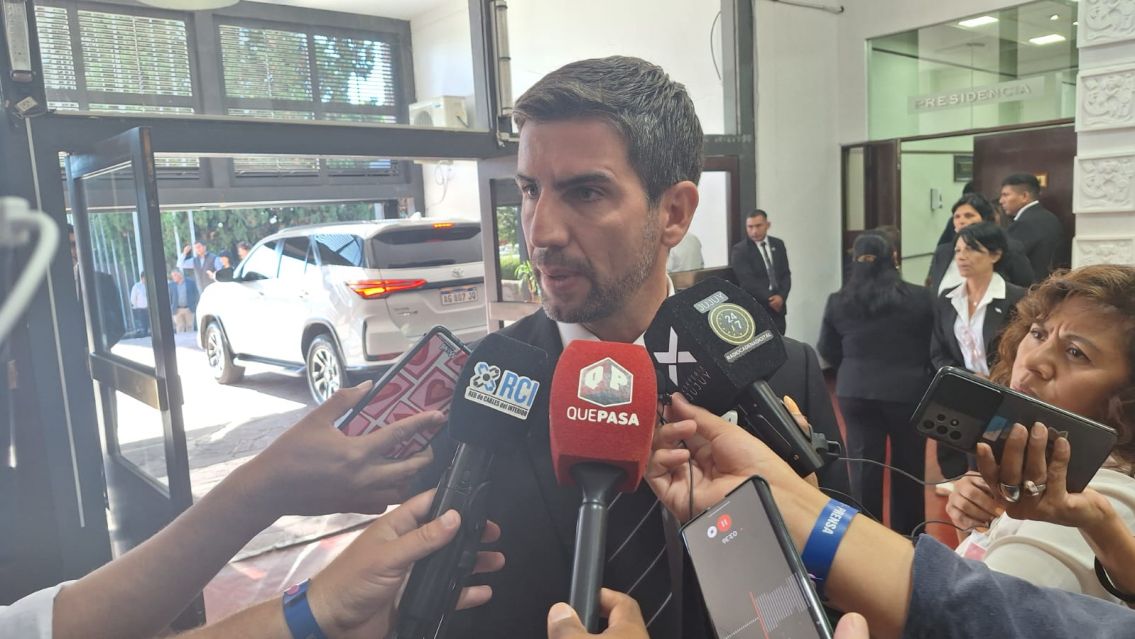 "La provincia tiene un problema de prioridades": duras críticas de Quintar