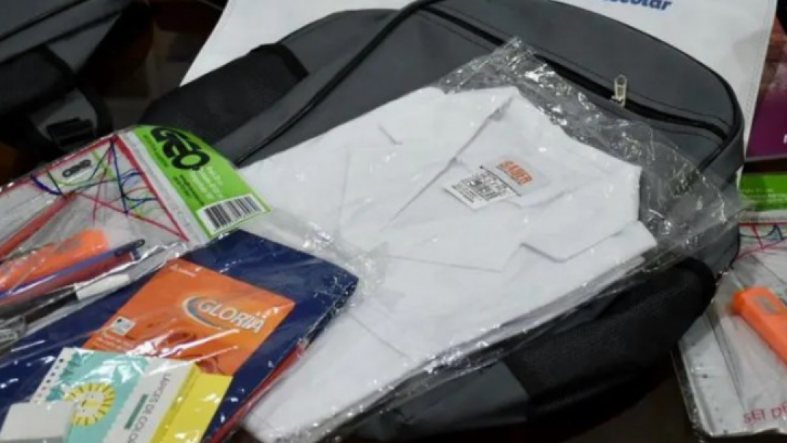 Machirulo jujeño fue a lo de su ex y se llevó los útiles de los chicos