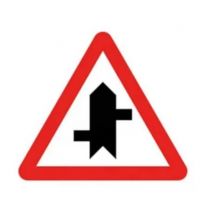 Qu&eacute; significa la nueva se&ntilde;al de tr&aacute;nsito que tiene una flecha negra cortada por dos rectas