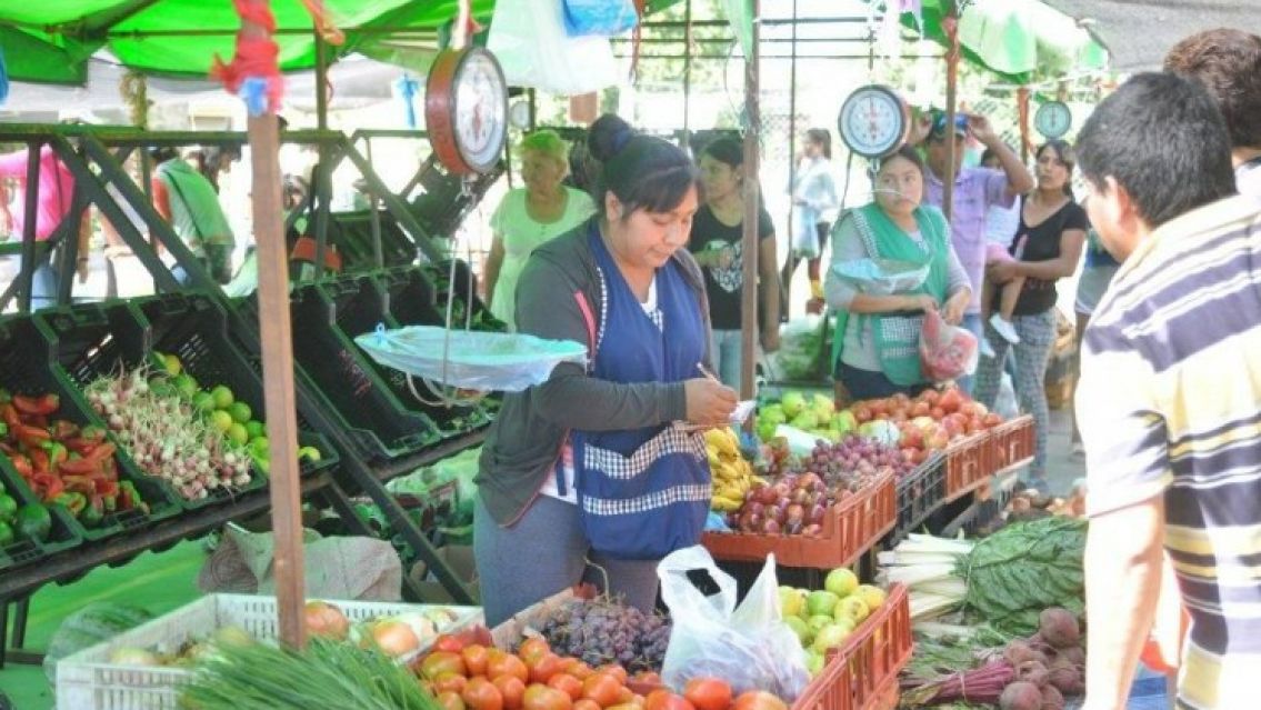 Feriantes de Palpalá indignados: Nos subieron un 500%, "es para la campaña"