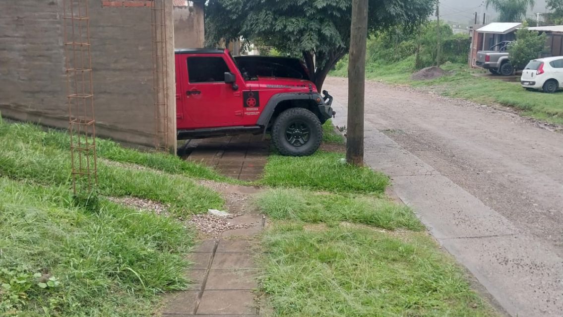 Los due�os de la vereda: una situaci�n que se repite en Los Perales