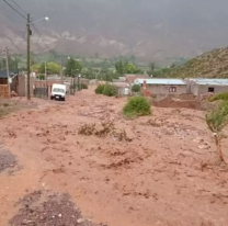 Juntan donaciones para familias afectadas por las inundaciones en Huacalera