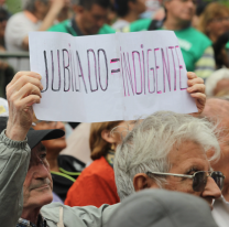 La canasta básica de un jubilado es de $1.200.000, mientras que la mínima no supera los $350.000