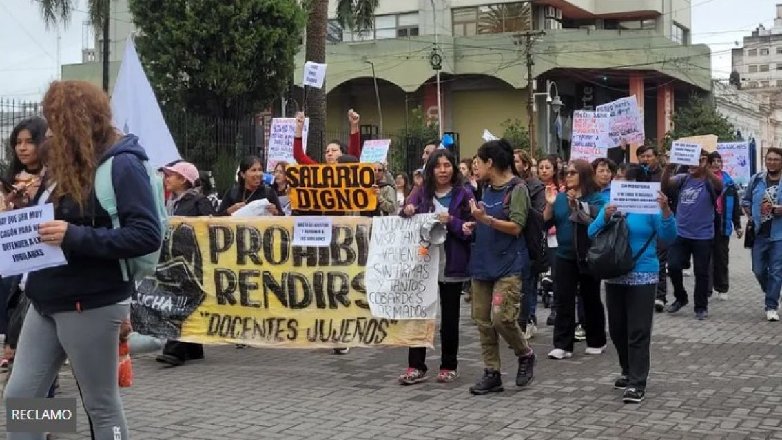 Nueva manifestación docente en Jujuy: "No alcanzan los sueldos"