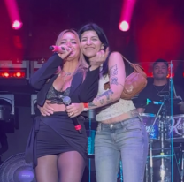 "Infeliz, el más cobarde, gil", Karina invitó a Cazzu a cantar en vivo