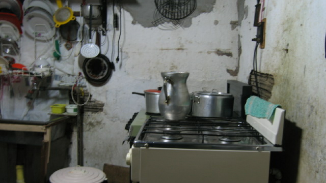 Estaba muy ilusionada con su trabajo nuevo y el jefe le hizo lo peor