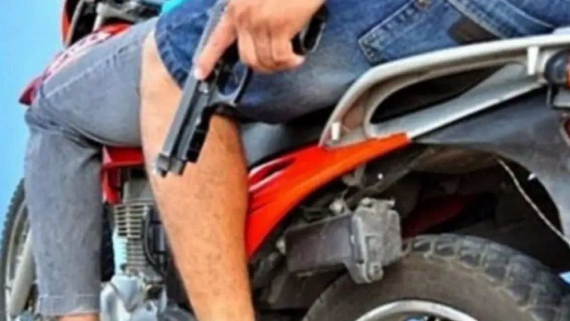 Terrible ataque: motoquero acribilló a tiros a un hombre en Jujuy