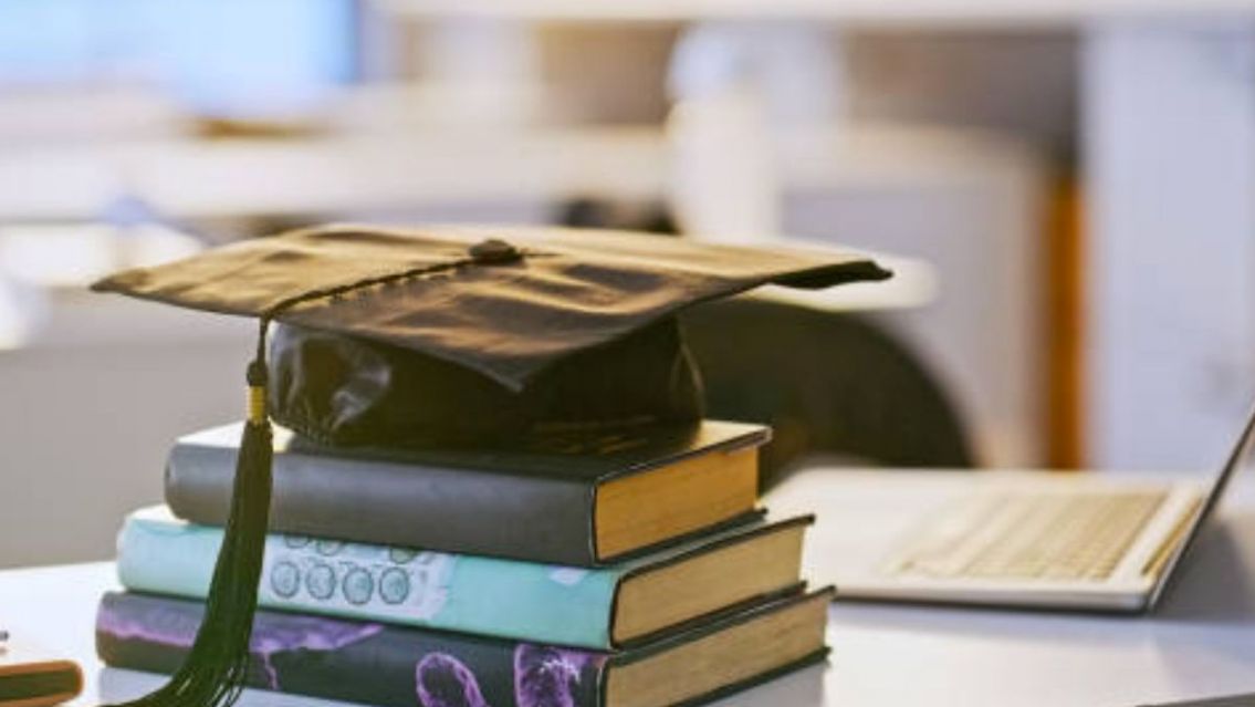 Las 5 carreras universitarias más fáciles de estudiar, según la IA