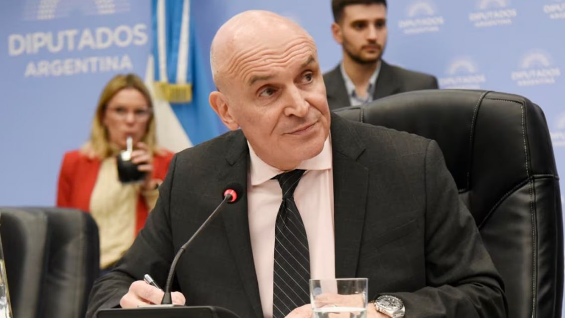 José Luis Espert denunció que le hackearon la cuenta de X y difundieron tres estafas