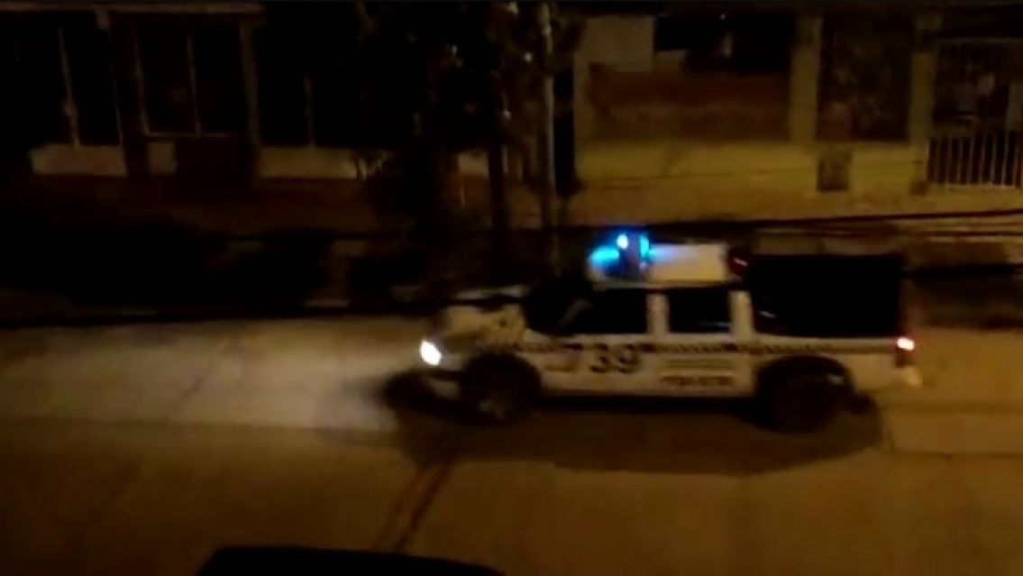 Apuñaló con un destornillador a una chica de 17 años para robarle el celular