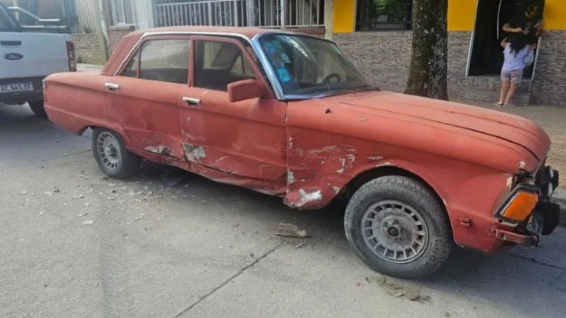 Jujeño chocó 3 autos en Alto Comedero y se fugó