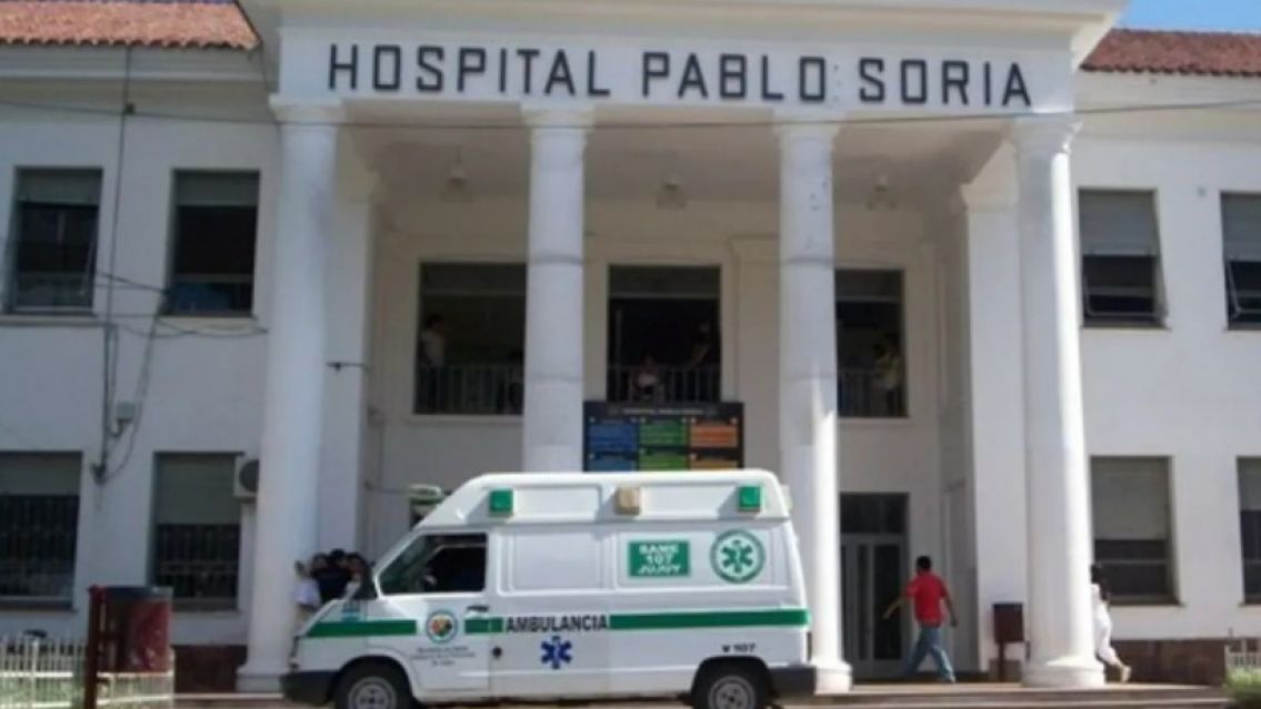 Juje�ita de solo 15 a�os fue internada de urgencia por coma alcoh�lico: Sospechan un abuso