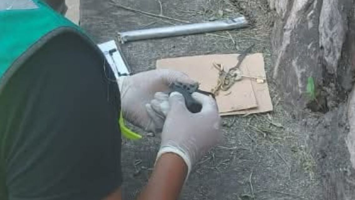 Un peligroso delincuente armado hasta los dientes y sus cómplices fueron capturados tras amenazar a una mujer