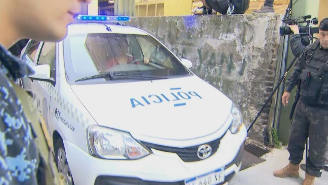 Detuvieron al excustodio de Maradona por falso testimonio: se contradijo durante su declaración