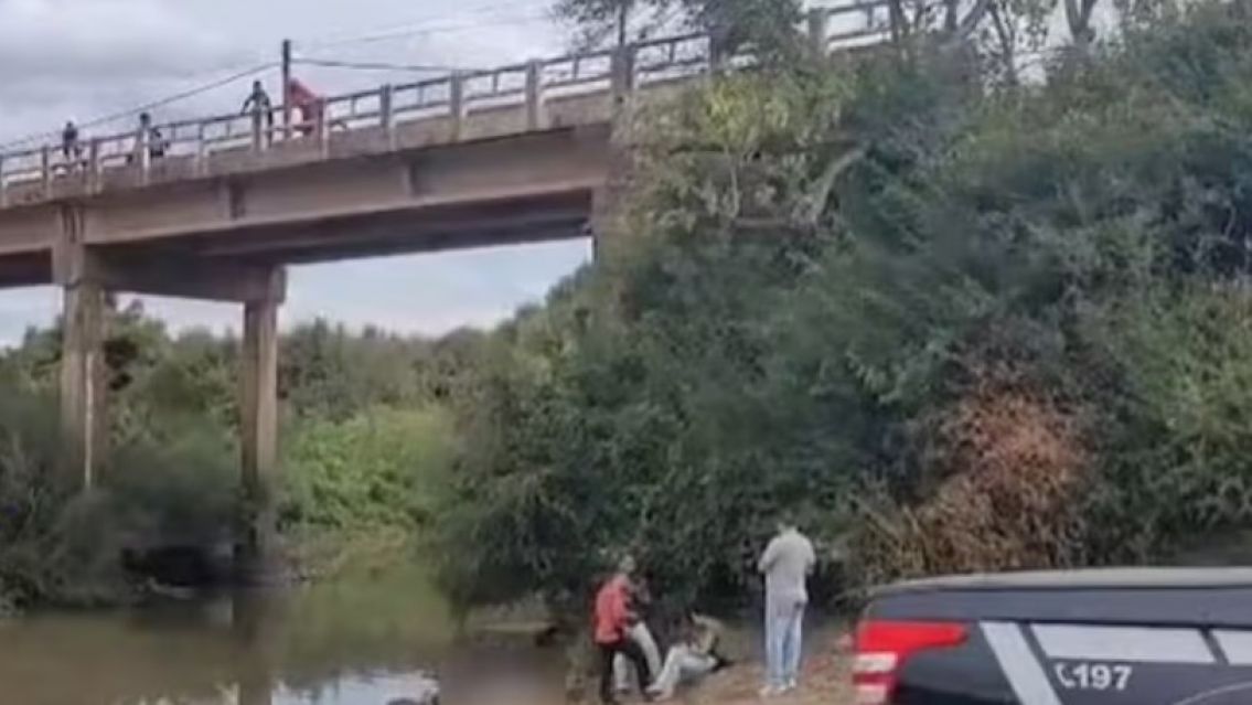 Conmoción por la muerte de Theo Ferreira, el nene de 5 años al que su papá tiró desde un puente