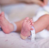 Fueron a despedirse del bebé en la morgue y descubrieron que seguía vivo