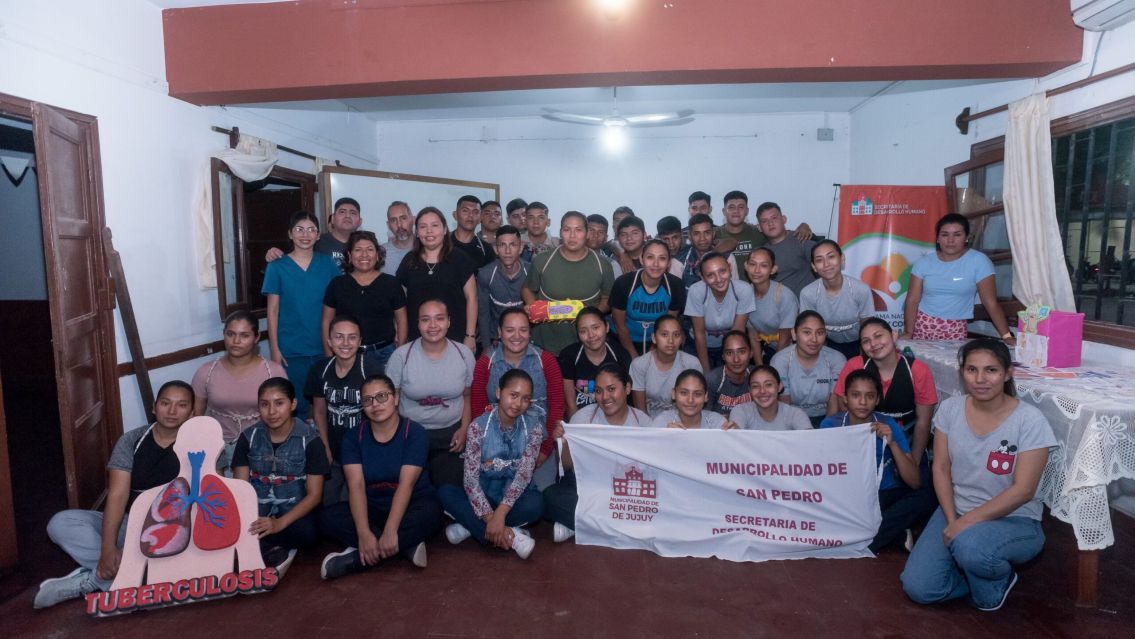 Éxito en la Jornada de Cuidado en Salud, Familia y Entornos Escolares en San Pedro