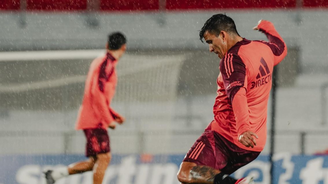Hoy juega River por la Libertadores: hora y canal 