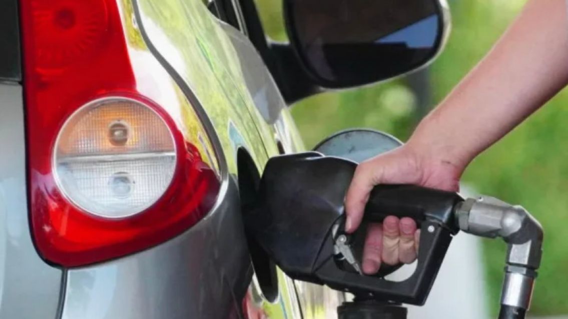 Qued� reglamentado el sistema de autodespacho de combustible en estaciones de servicio