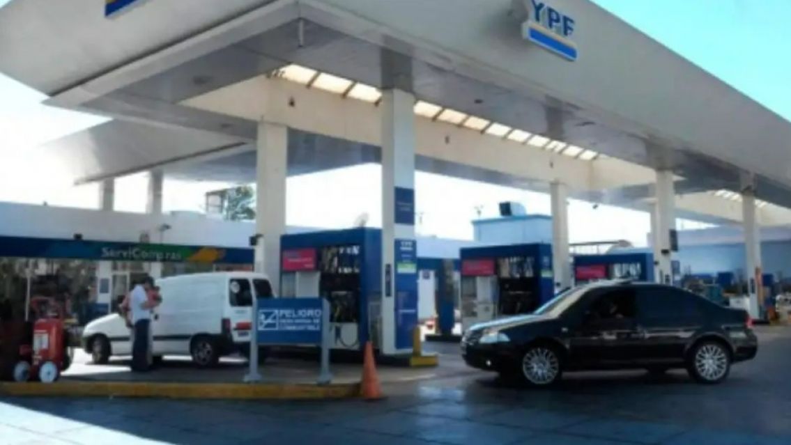 El jueves no se venderá combustible por el paro del CGT