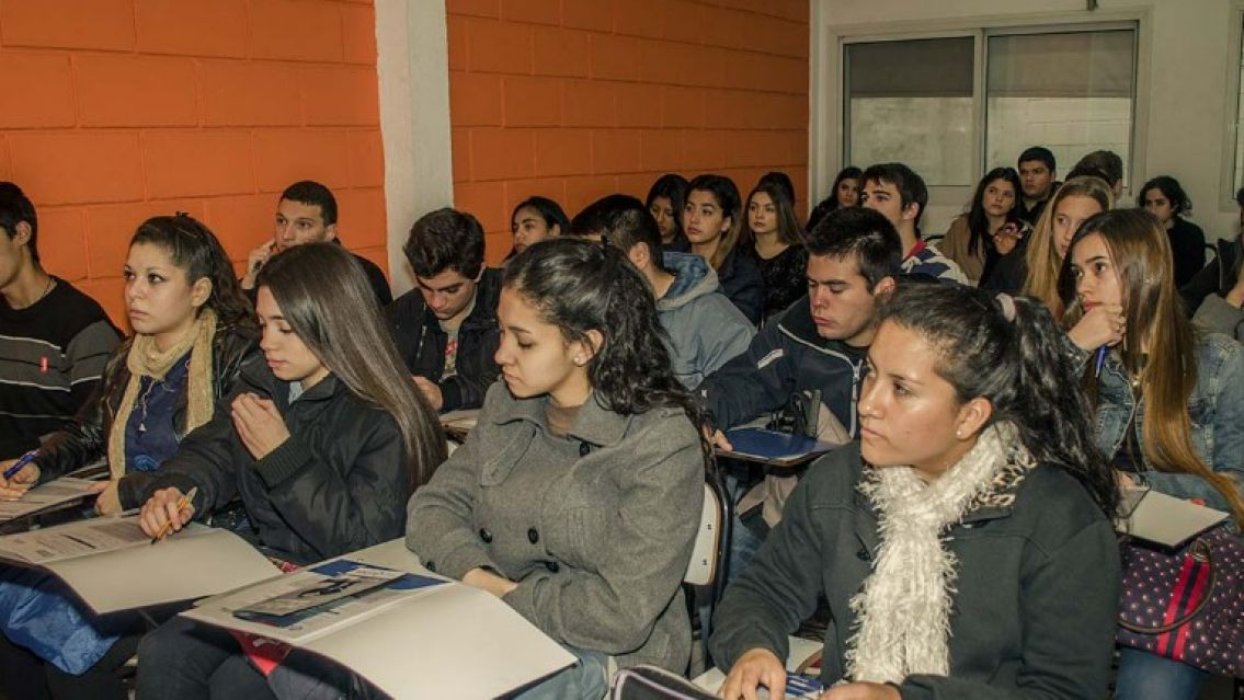 Abren el curso de ingreso para Medicina en Jujuy: ¿Cuándo comienza la carrera?