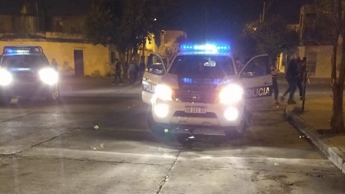 Conductor atropelló y mató a su hija de un año mientras estacionaba