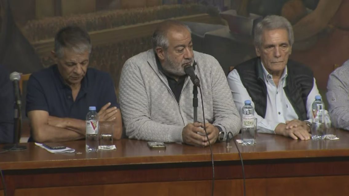 La CGT dijo que el paro tuvo un "éxito rotundo" y adelantó que habrá más medidas de fuerza