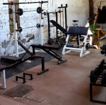 Horror en un gimnasio, falló una máquina, murió una chica y otra está grave