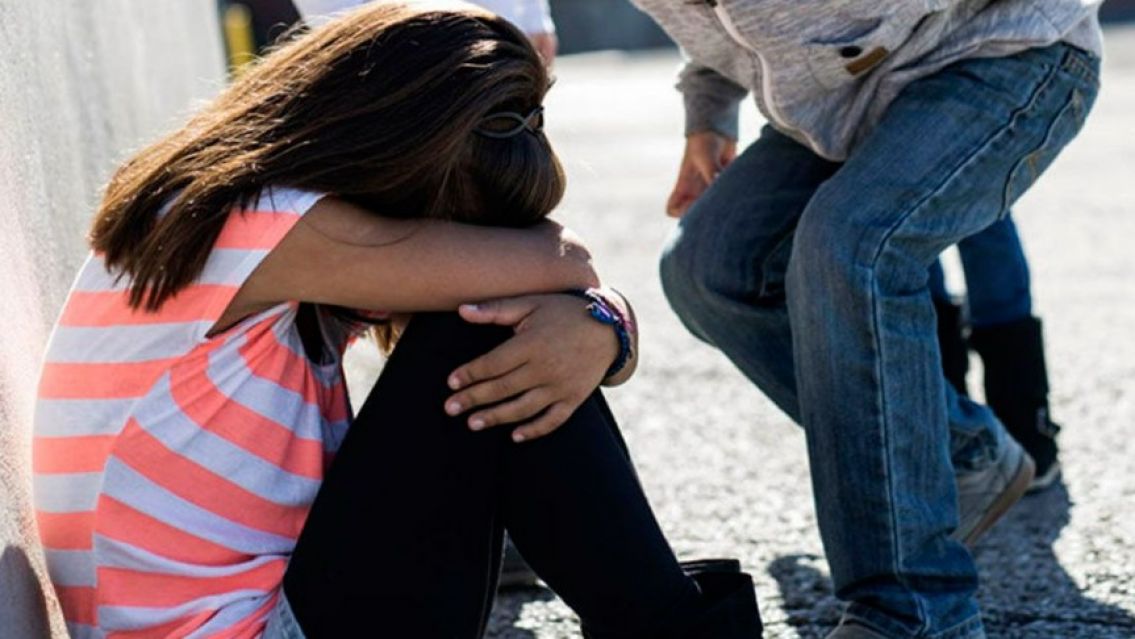 Violento asalto a una juje�ita de solo 12 a�os a la salida del colegio