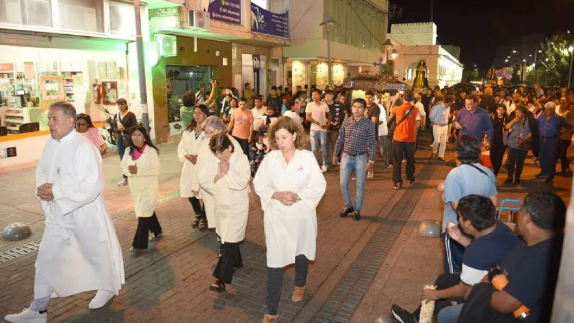 Viernes Santo: cortes y desvíos por el Via Crusis en San Salvador
