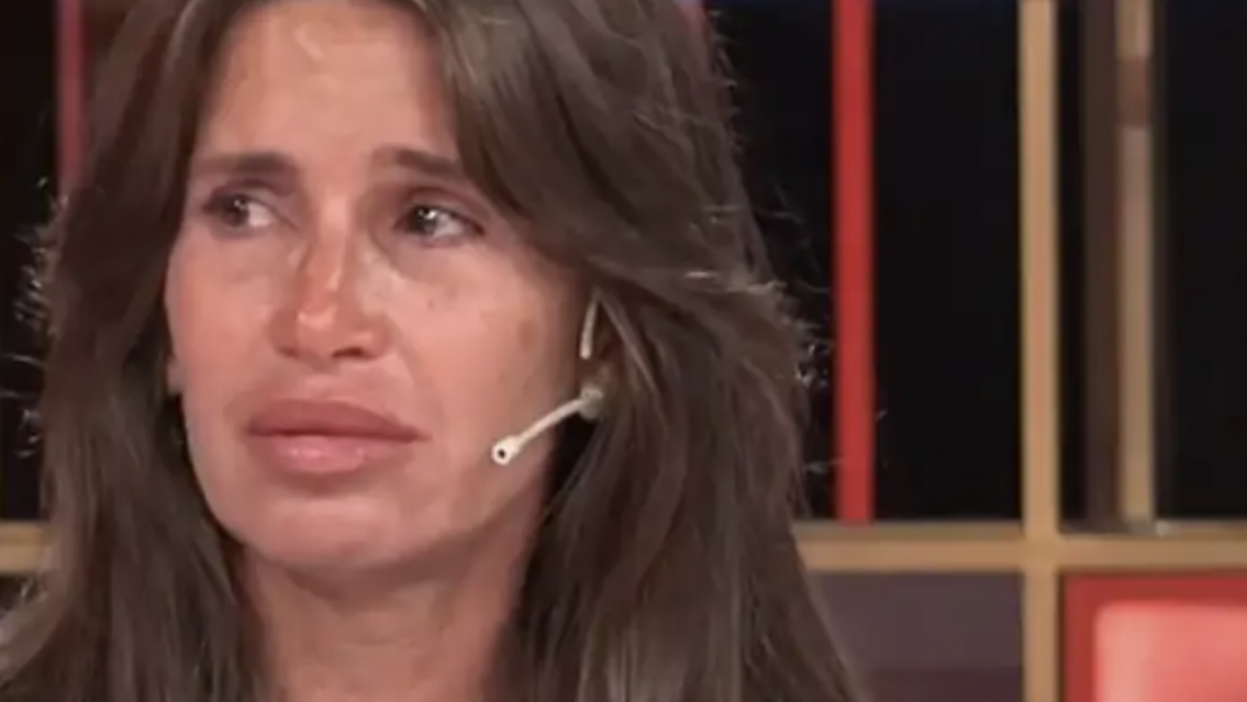 "Sos un malnacido": devastada y llorando, Flor Peña se la agarró contra este hombre