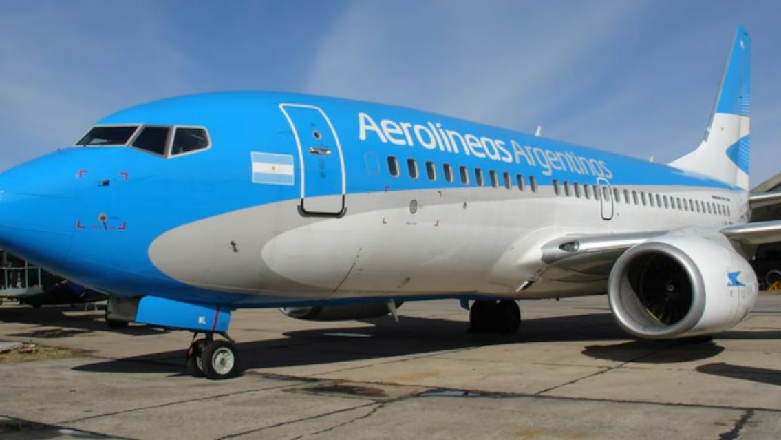 Vuelo de Aerol�neas Argentinas regreso de urgencia al aeropuerto: �Qu� pas�?