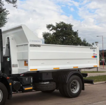 Maquinaria para la Puna: Sadir entregó volquetes a Cangrejillos y Barrios con fondos de regalías mineras