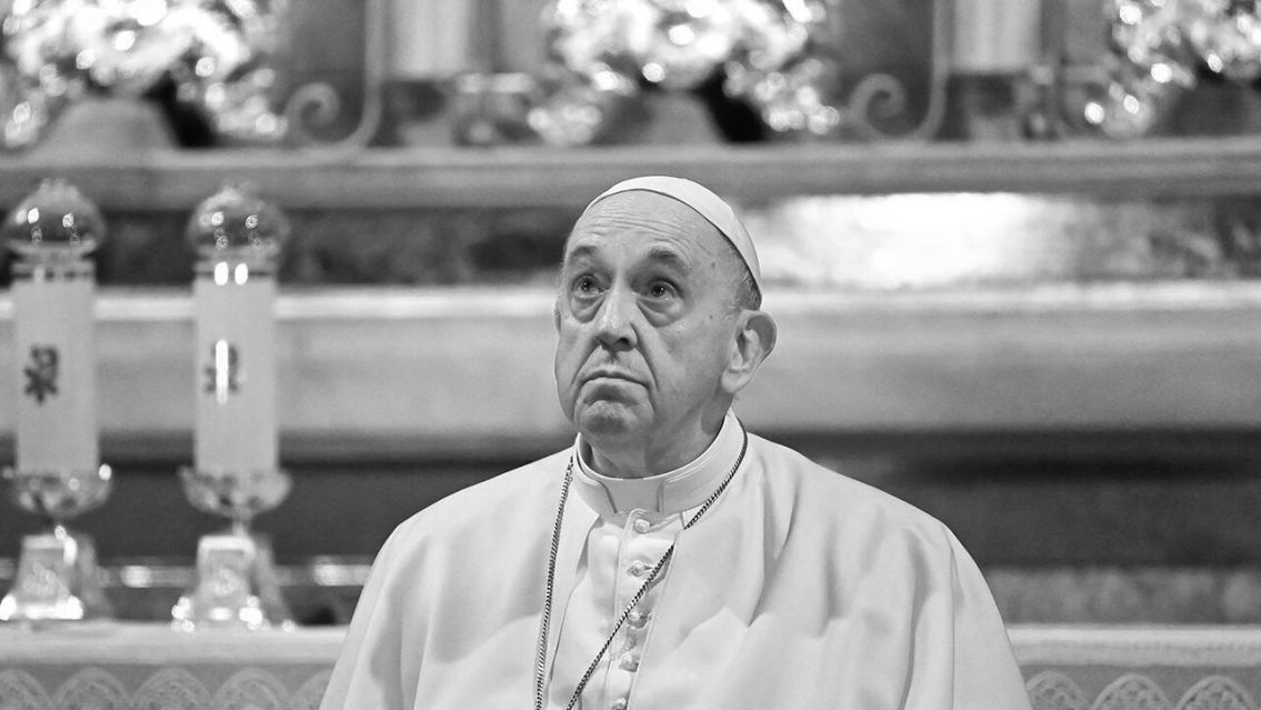 De qué murió el Papa Francisco: el Vaticano confirmará esta noche las causas de su fallecimiento