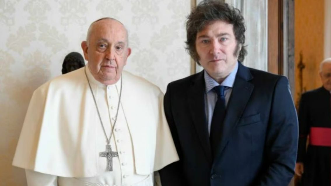Javier Milei viajará a Roma para despedir al papa Francisco: cuándo irá y quién lo acompañará