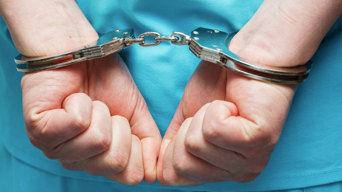 Se complicó la situación del enfermero que casi mata un bebé en el Materno Infantil