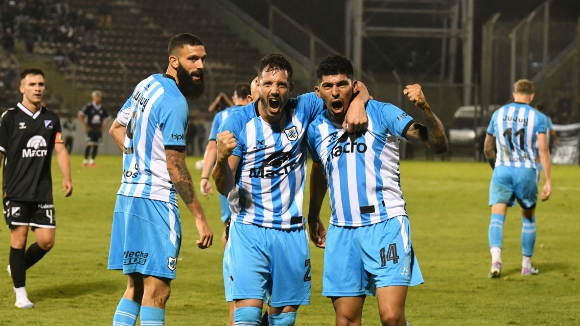 �Gan� el Lobo! De visitante, se impuso ante Central Norte de Salta