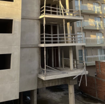 Se desmoron&oacute; un edificio y  muri&oacute; un chico de 24 a&ntilde;os