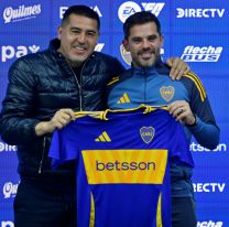 Escándalo en el vestuario: Riquelme echó a Gago de Boca