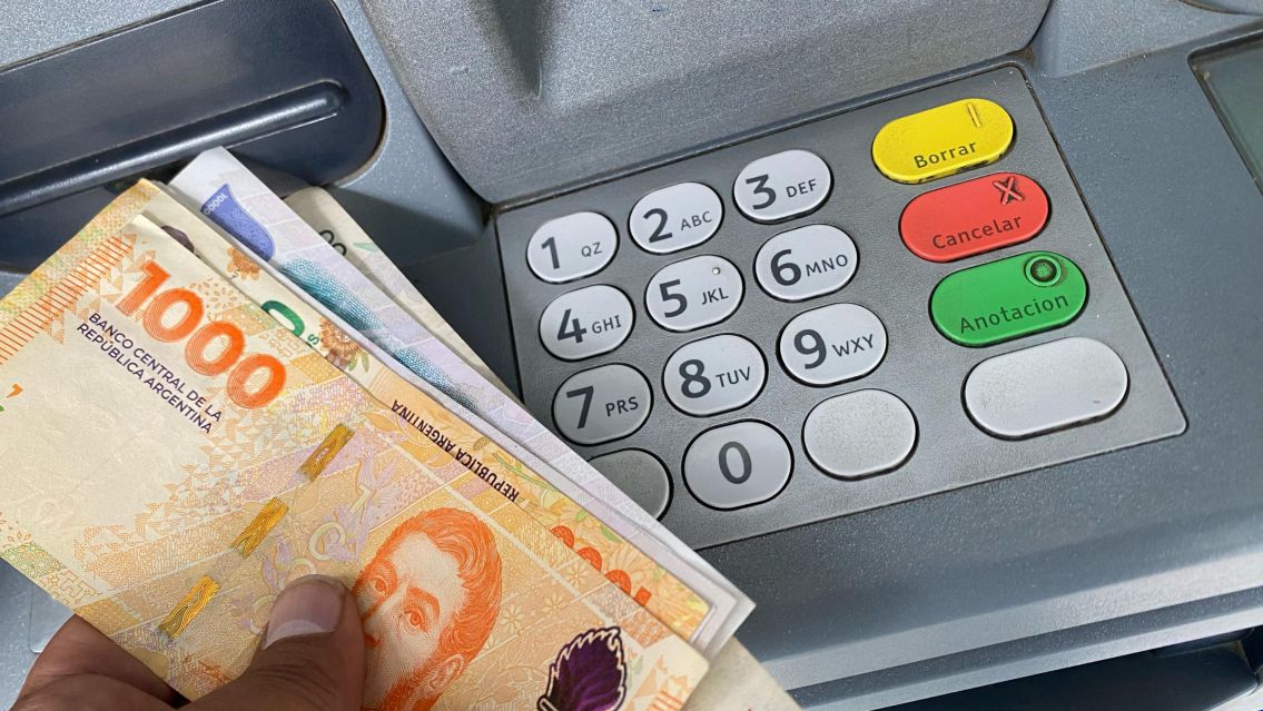 Desde el miércoles ya estarán los sueldos de la administración pública