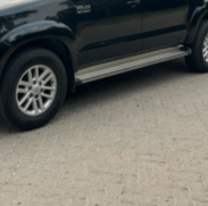 Escándalo: intendente salteño quería pasar por Jujuy con una camioneta que tenía patente falsa