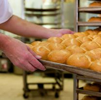 Crisis en panaderías: las ventas caen un 78% y cerraron más de 1.100 en todo el país