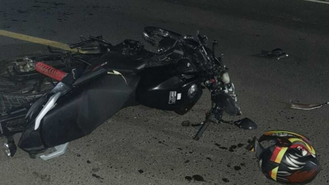 Brutal accidente de moto en Perico se cobr� la vida de un juje�o