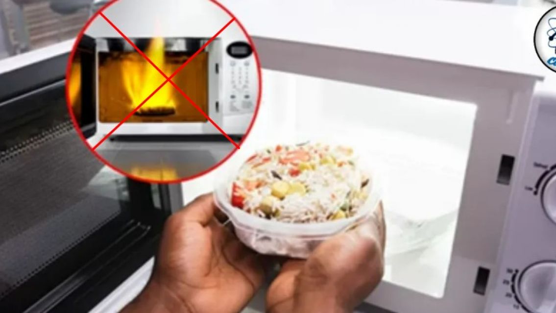 Los alimentos que nunca deben calentarse en el microondas